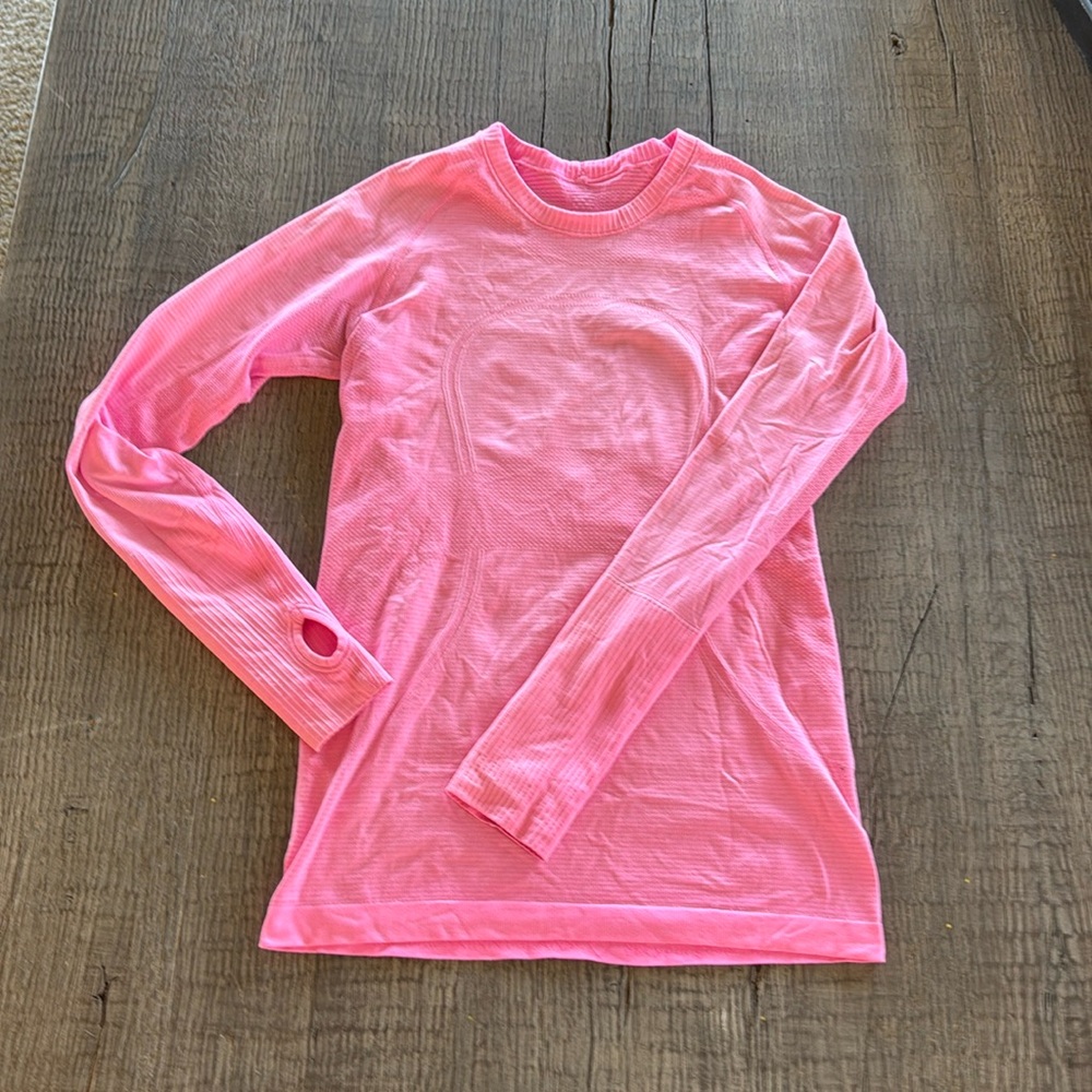 Lululemon pink run swift